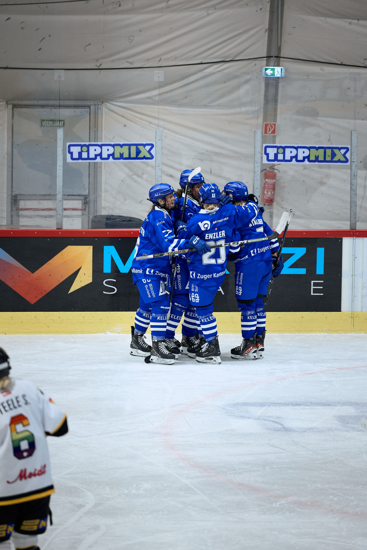 EVZ Women's Team steht im Vorrunden-Finale - EV Zug