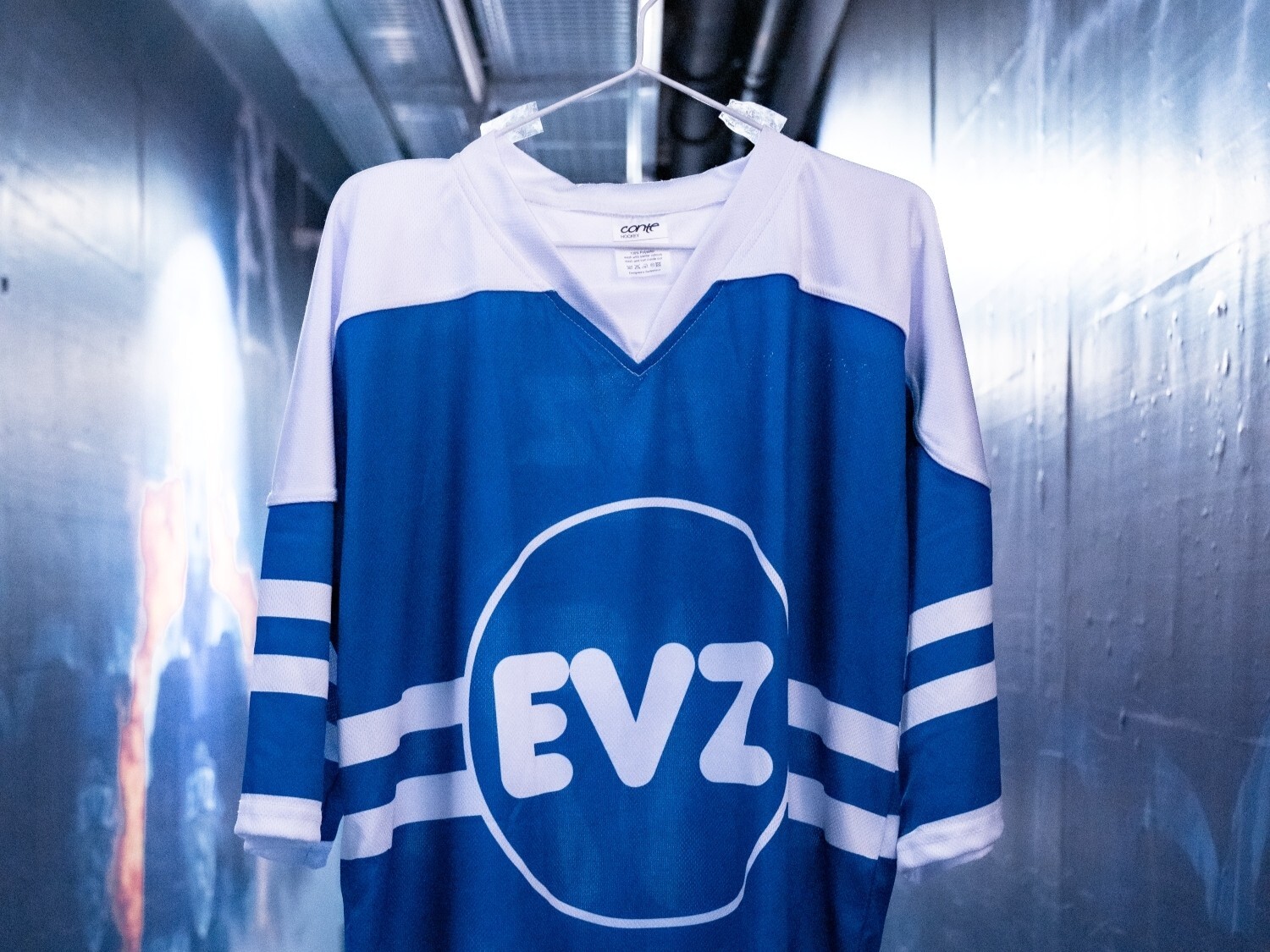 The limited EVZ fanshirt is back on stock - EV Zug